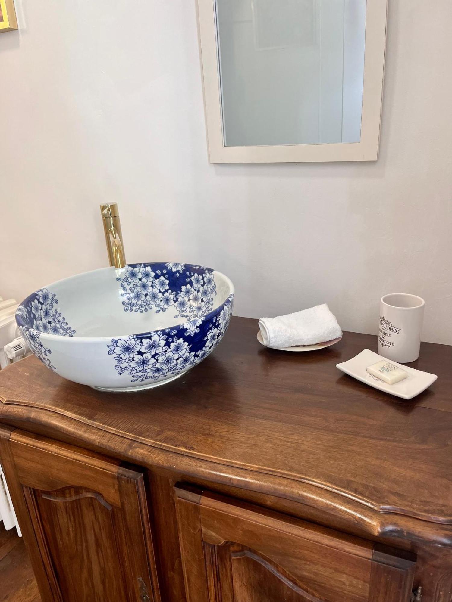 Maison De Mags & Mags Willow Room Lanouaille 外观 照片